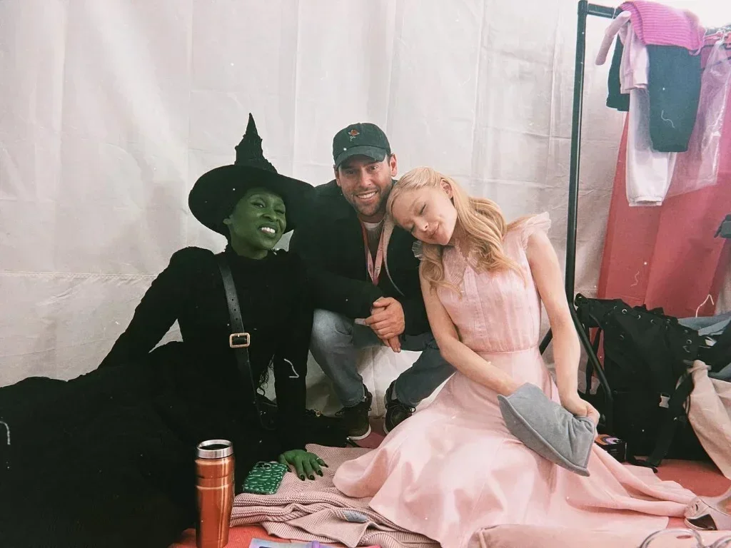 Scooter Braun on set with Cynthia Erivo and Ariana Grande