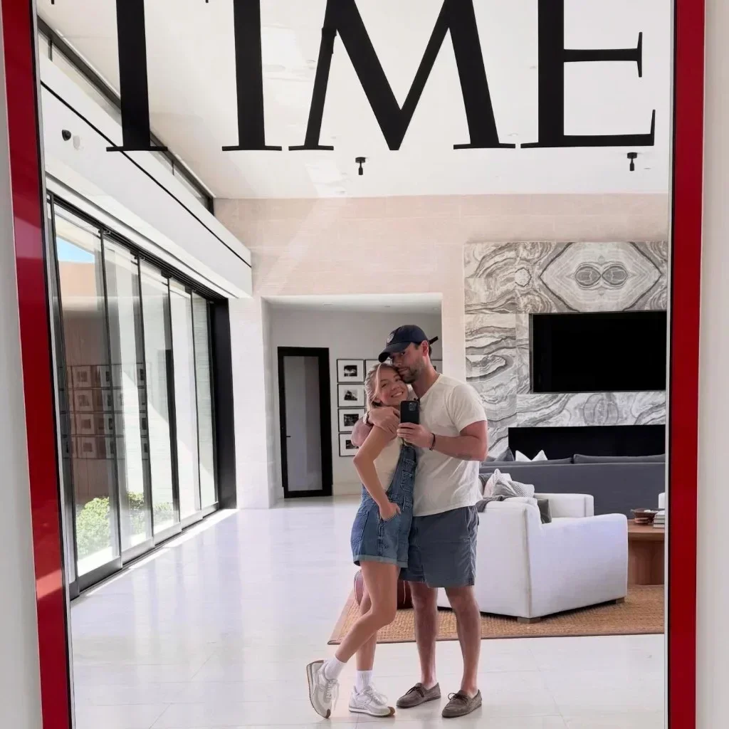 Sydney Sweeney and Scooter Braun mirror selfie in casual denim